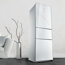 美的235L三门家用冰箱，一级能效冷藏冷冻电冰箱，智能触控节能环保冰箱